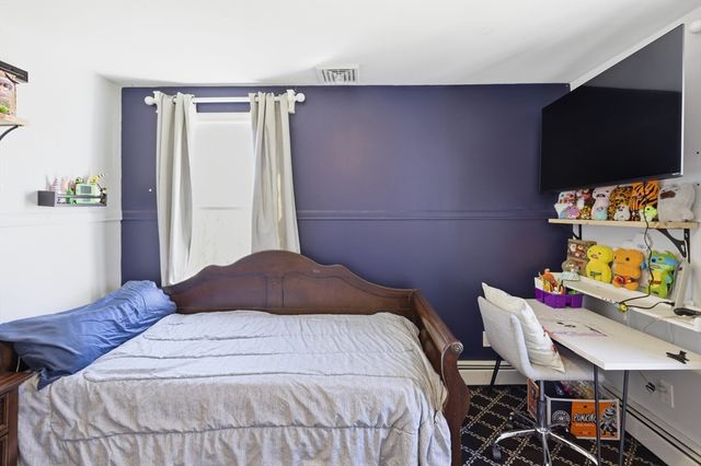 404 South Christopher Avenue, Tiverton, RI 02878