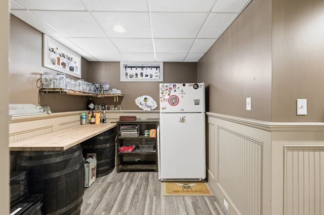 404 South Christopher Avenue, Tiverton, RI 02878