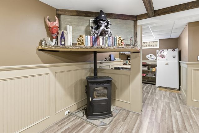 404 South Christopher Avenue, Tiverton, RI 02878