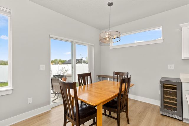 710 SE 69th Street, Pleasant Hill, IA 50327