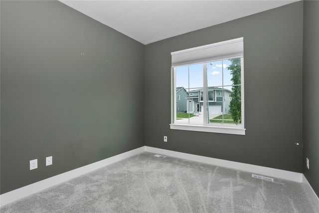 710 SE 69th Street, Pleasant Hill, IA 50327