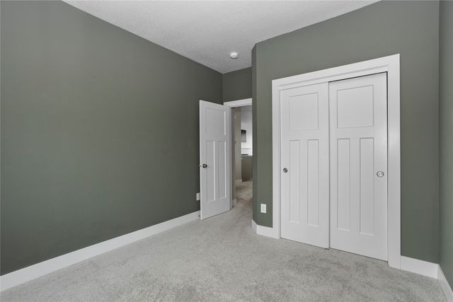 710 SE 69th Street, Pleasant Hill, IA 50327