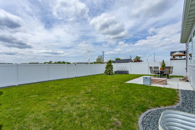 710 SE 69th Street, Pleasant Hill, IA 50327