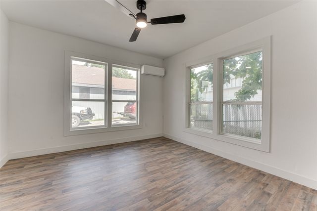 1613 Jones Street, Greenville, TX 75401