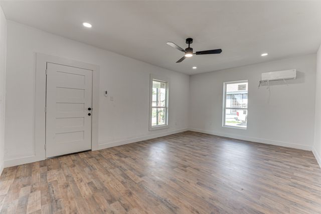 1613 Jones Street, Greenville, TX 75401