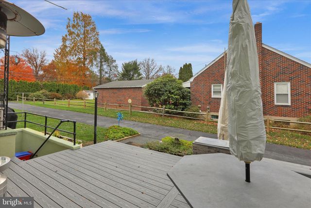 21 WOODLAND RD, Reading, PA 19610