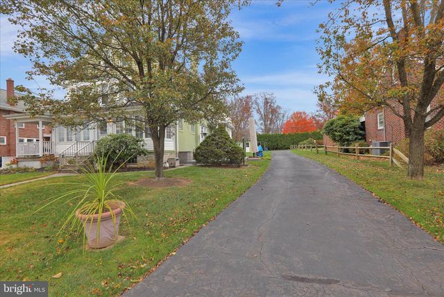 21 WOODLAND RD, Reading, PA 19610