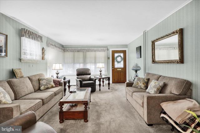 21 WOODLAND RD, Reading, PA 19610