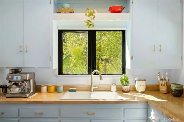 1477 E California Avenue, Glendale, CA 91206