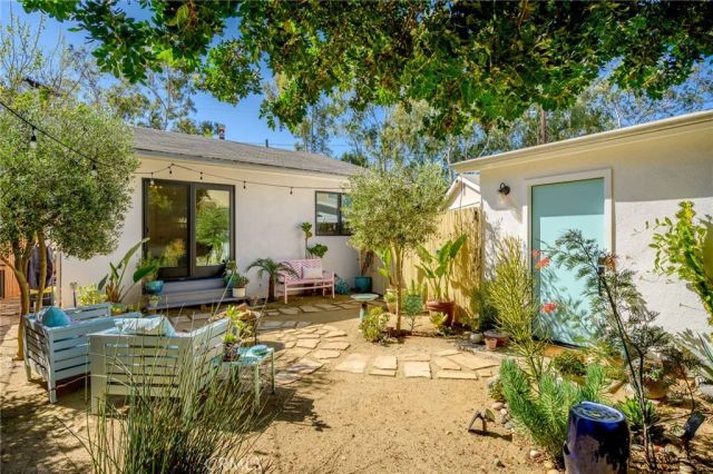 1477 E California Avenue, Glendale, CA 91206