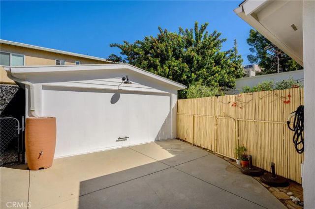 1477 E California Avenue, Glendale, CA 91206