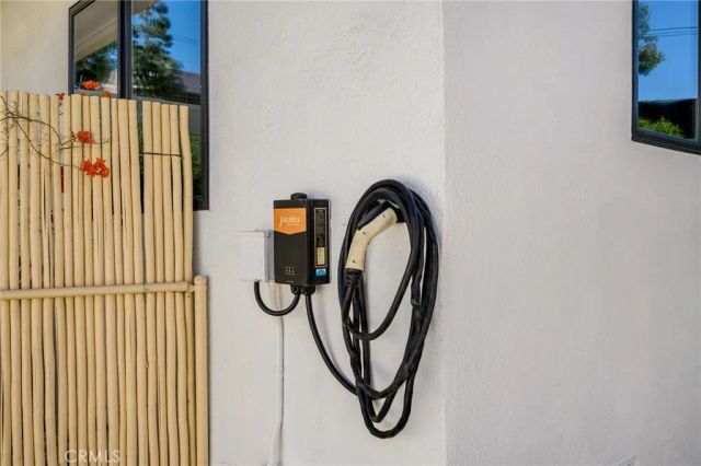 1477 E California Avenue, Glendale, CA 91206