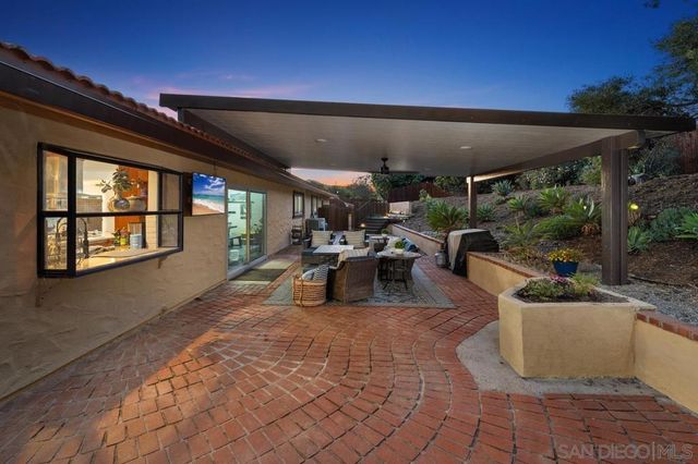 14284 Hacienda Lane, Poway, CA 92064