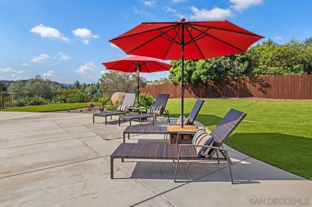 Image 5 of property listing at 14284 Hacienda Lane, Poway, CA 92064