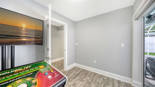 2828 SUNCREST DRIVE, Sarasota, FL 34239
