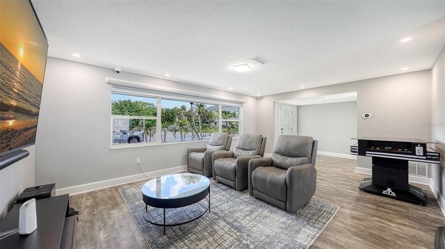 2828 SUNCREST DRIVE, Sarasota, FL 34239