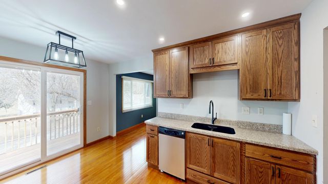 1612 Hale Drive, Albert Lea, MN 56007