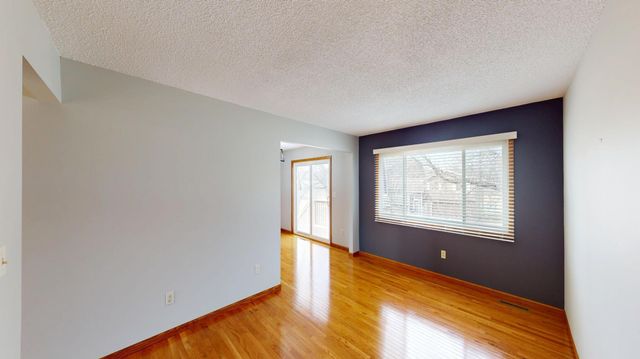 1612 Hale Drive, Albert Lea, MN 56007