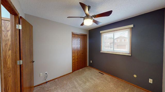 1612 Hale Drive, Albert Lea, MN 56007