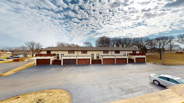 1612 Hale Drive, Albert Lea, MN 56007