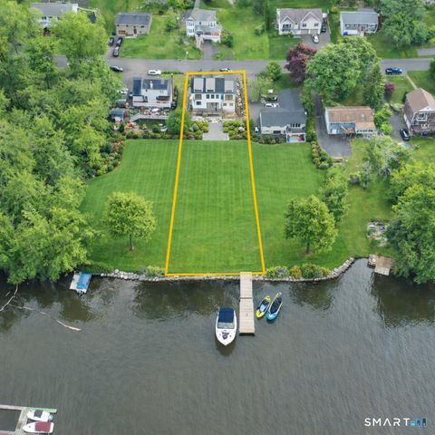 20 North Lake Shore Drive, Brookfield, CT 06804