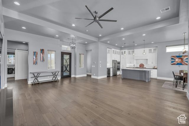 284 W SIR MONTE DR, St. George, UT 84770