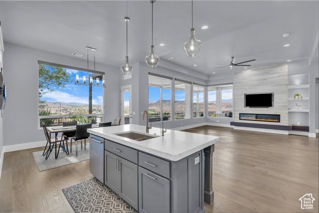 284 W SIR MONTE DR, St. George, UT 84770