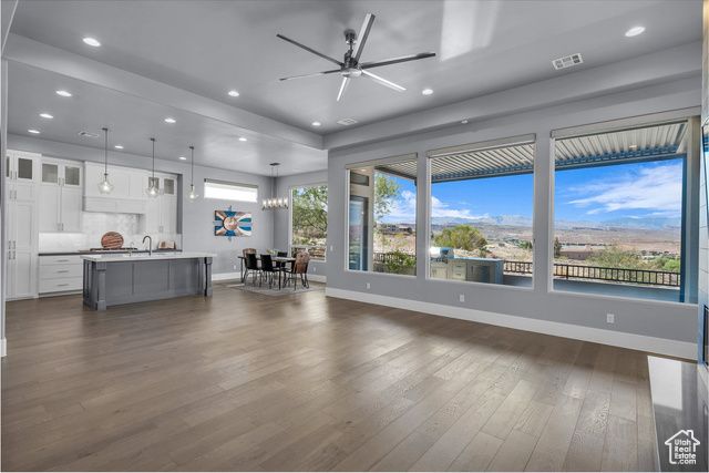 284 W SIR MONTE DR, St. George, UT 84770