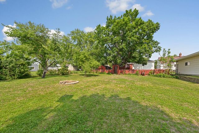 732 Hulett Avenue, Faribault, MN 55021