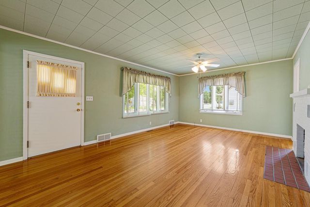 732 Hulett Avenue, Faribault, MN 55021