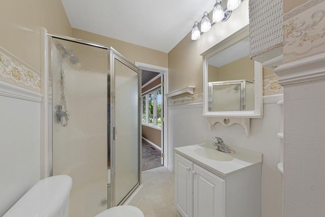 732 Hulett Avenue, Faribault, MN 55021