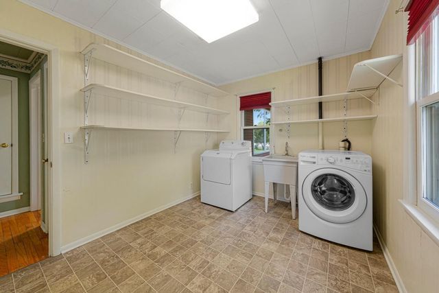 732 Hulett Avenue, Faribault, MN 55021
