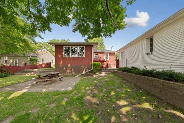 732 Hulett Avenue, Faribault, MN 55021