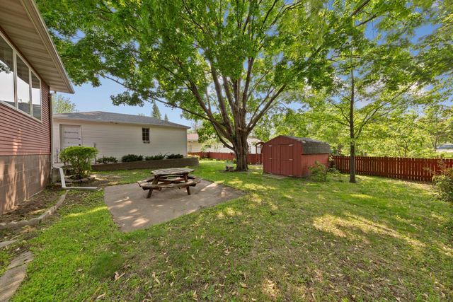 732 Hulett Avenue, Faribault, MN 55021