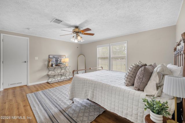 1244 JONES Road, Jacksonville, FL 32220