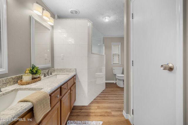 1244 JONES Road, Jacksonville, FL 32220