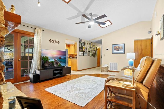 302 NEEDLES TRAIL, Longwood, FL 32779