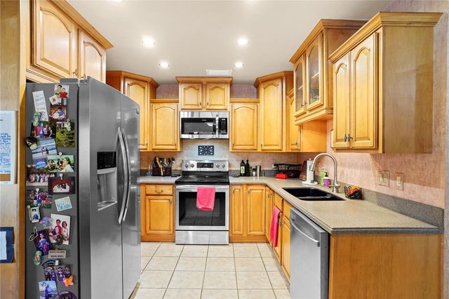 302 NEEDLES TRAIL, Longwood, FL 32779