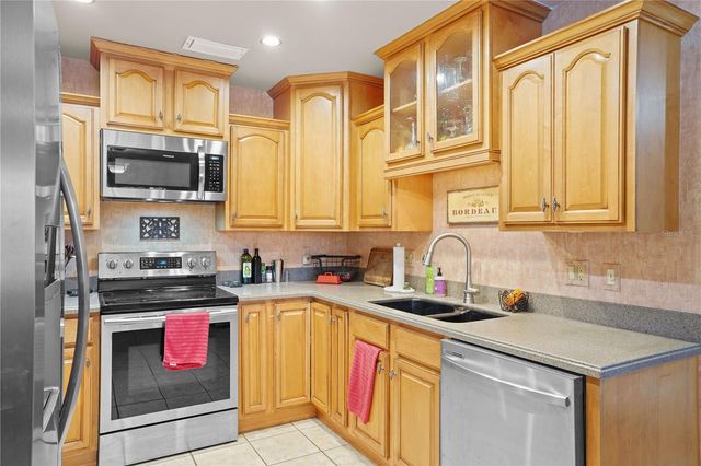 302 NEEDLES TRAIL, Longwood, FL 32779