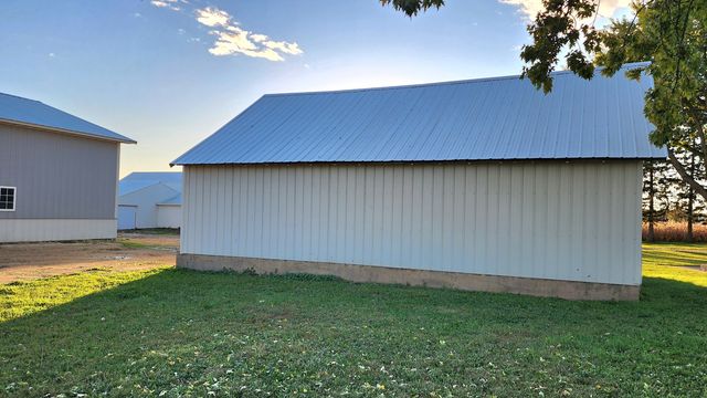 6079 Manchester Road, Poplar Grove, IL 61065