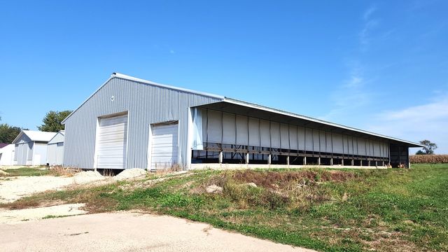 6079 Manchester Road, Poplar Grove, IL 61065