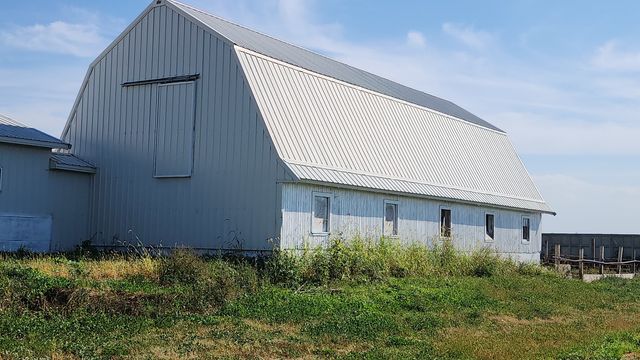 6079 Manchester Road, Poplar Grove, IL 61065