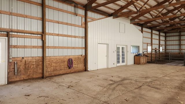 6079 Manchester Road, Poplar Grove, IL 61065