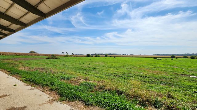 6079 Manchester Road, Poplar Grove, IL 61065