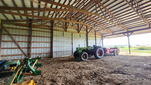 6079 Manchester Road, Poplar Grove, IL 61065
