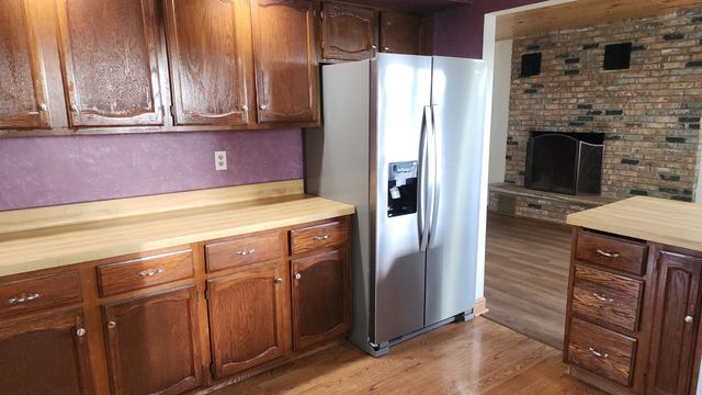 6079 Manchester Road, Poplar Grove, IL 61065