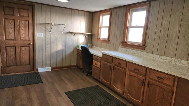 6079 Manchester Road, Poplar Grove, IL 61065
