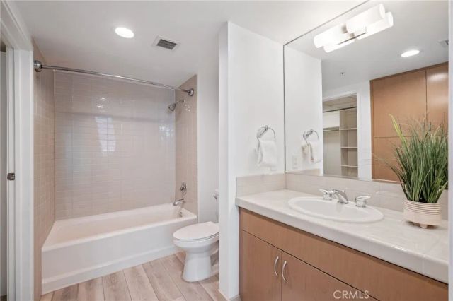 13700 Marina Pointe 611, Marina Del Rey, CA 90292