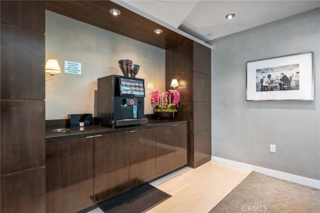 13700 Marina Pointe 611, Marina Del Rey, CA 90292