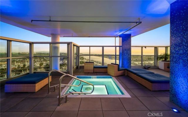 13700 Marina Pointe 611, Marina Del Rey, CA 90292
